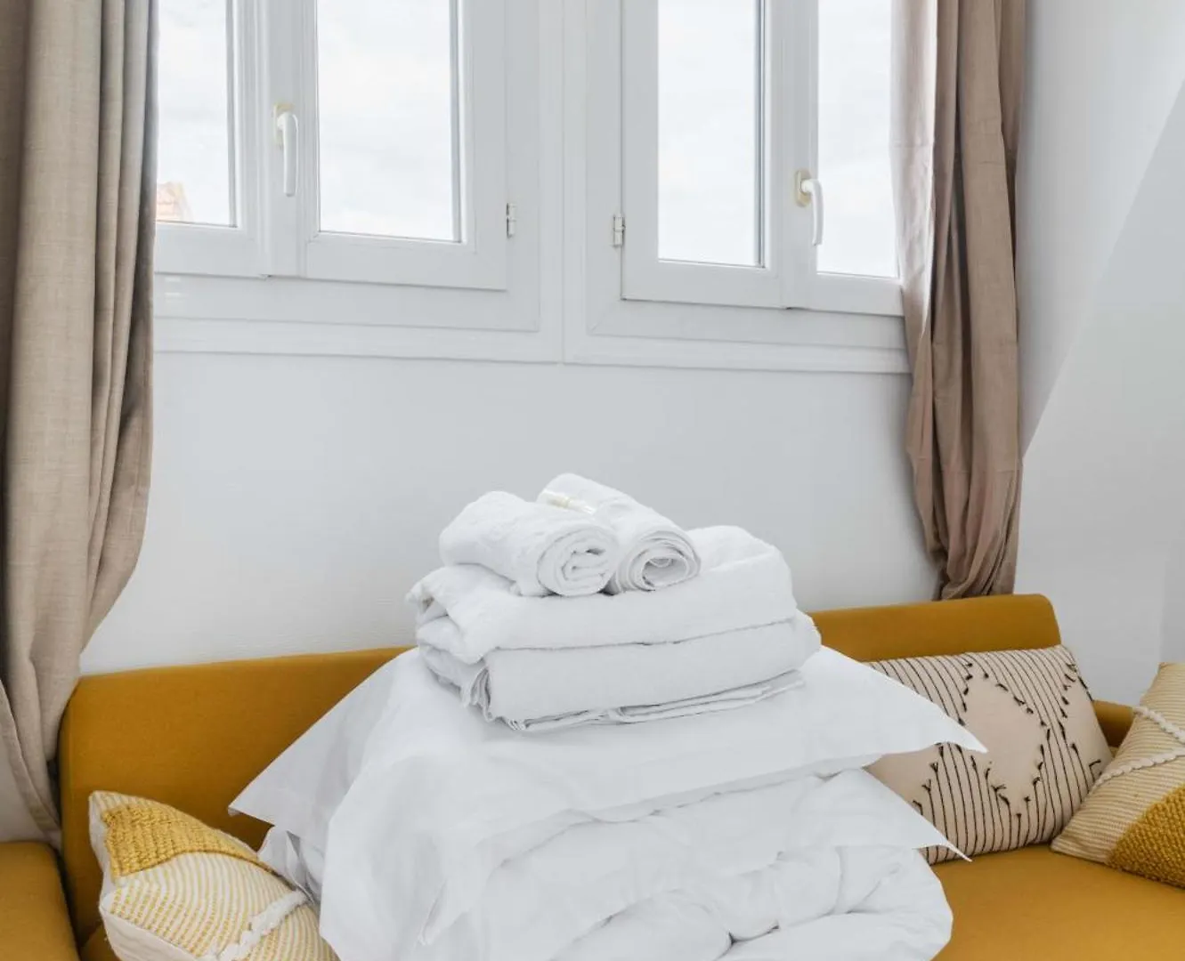 Jolie Studio Loft 35m2 Bien Equipe 4p - 20